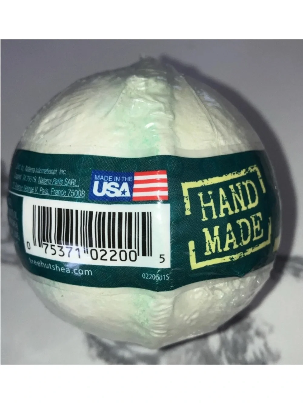 Tree Hut Bath Bomb Coconut Lime Hand Made Tropical Scent And Vivacious Fizz New.